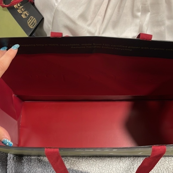 Large Gucci shopping bag - Picture 2 of 4